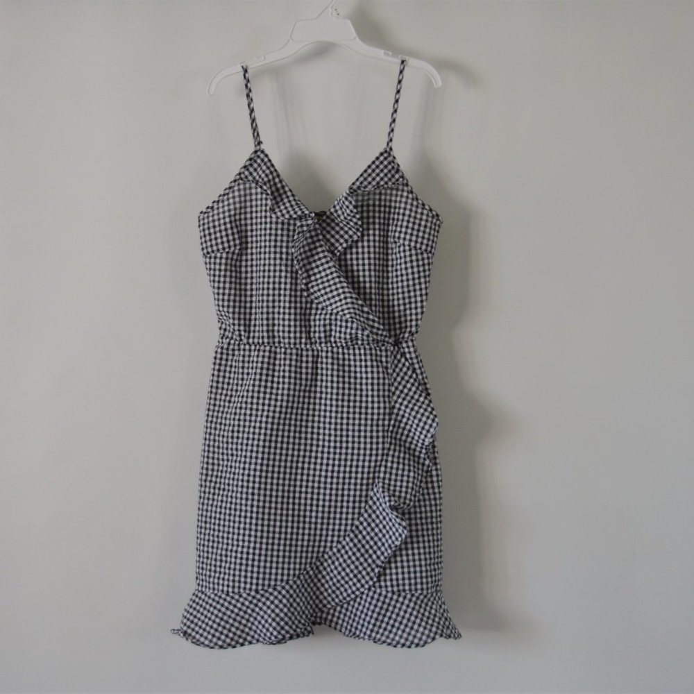 Discovery Sleeveless Dress